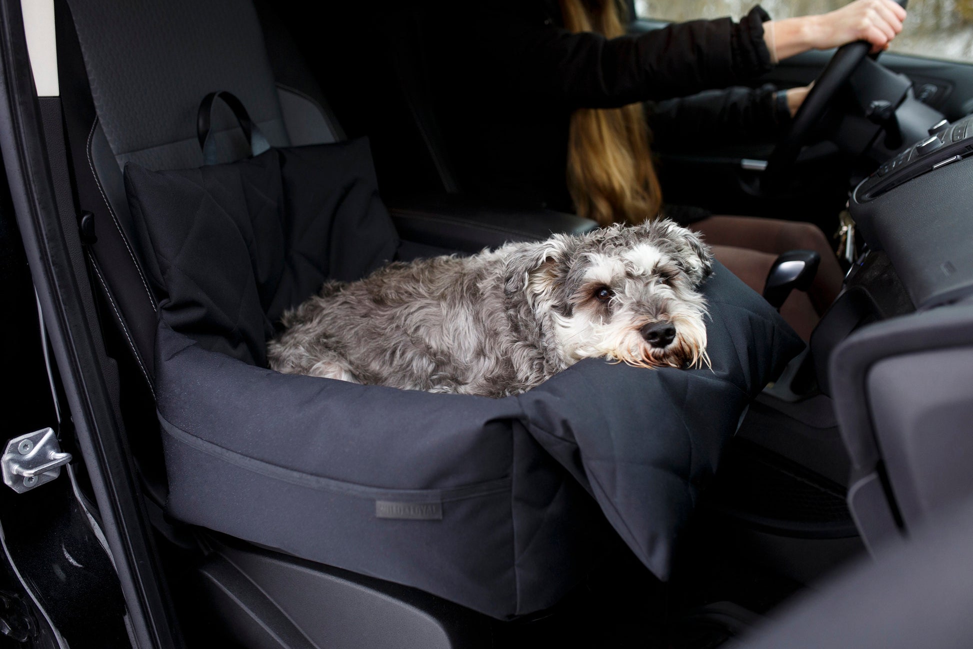 The Classic Dog Car Seat - Black