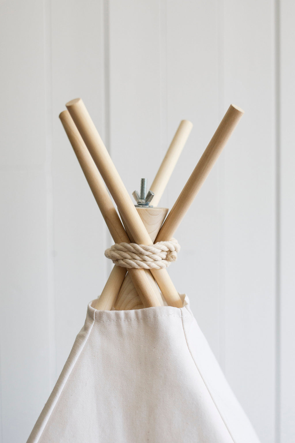 Teepee stabilizer, anti-collapse system