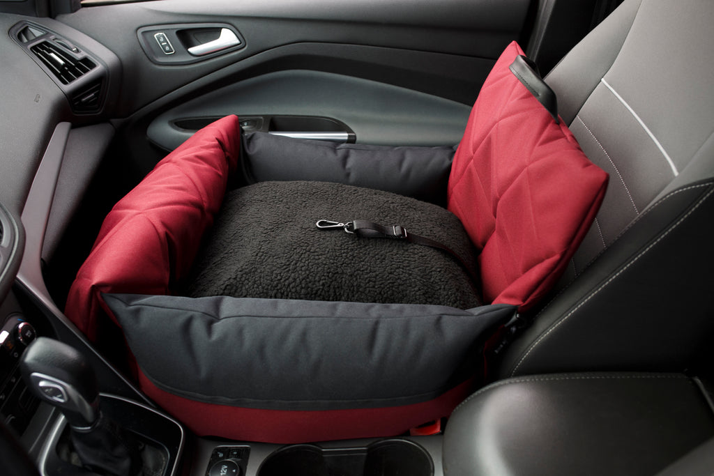 The Classic Dog Car Seat - Burgundy