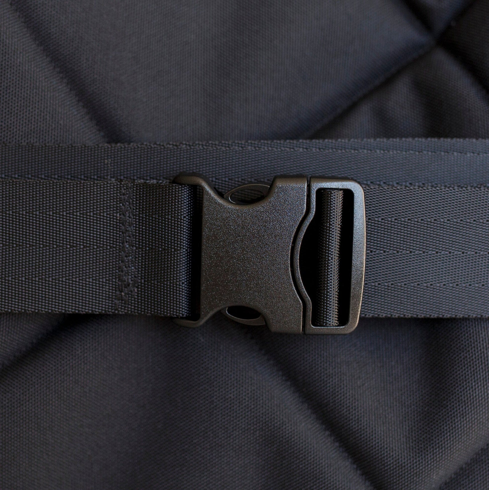 The Classic Dog Car Seat - Black